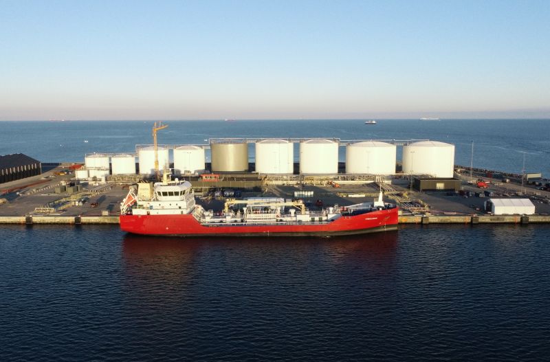 Stena Oil Adds Bunker Barge in Frederikshavn
