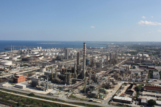 Eni Advances Plan for New Biofuel Refinery with Marine Supply Potential