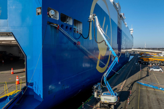 Port of Bremerhaven Supplies Shore Power to Car Carrier