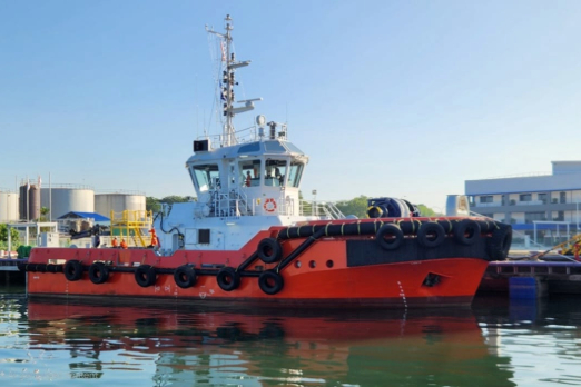 Singapore's First Fully Electric Tug Set for Deployment in April