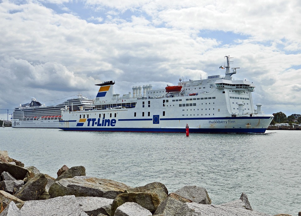 Swedish Roro Port to Install Wind Turbines for Shore Power