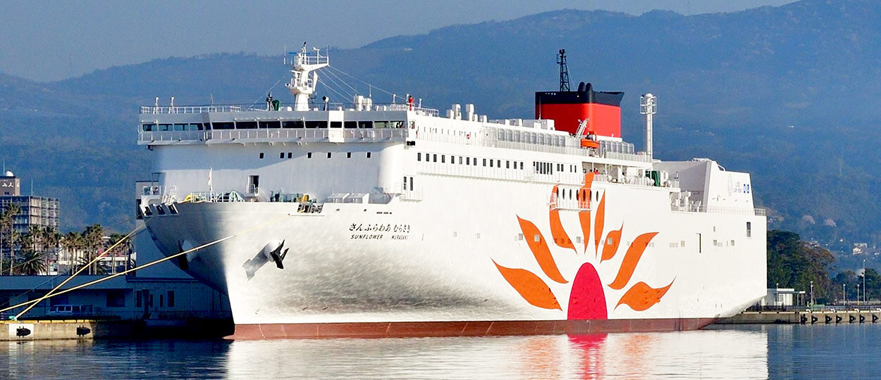 Second MOL LNG-fuelled Ferry Enters Into Service