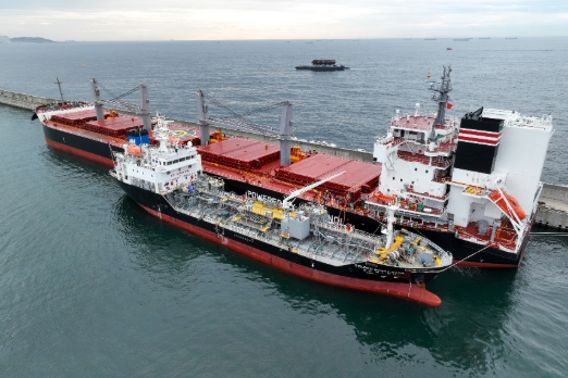 South Korea's First Bulk Carrier Methanol Bunkering Completed at Ulsan