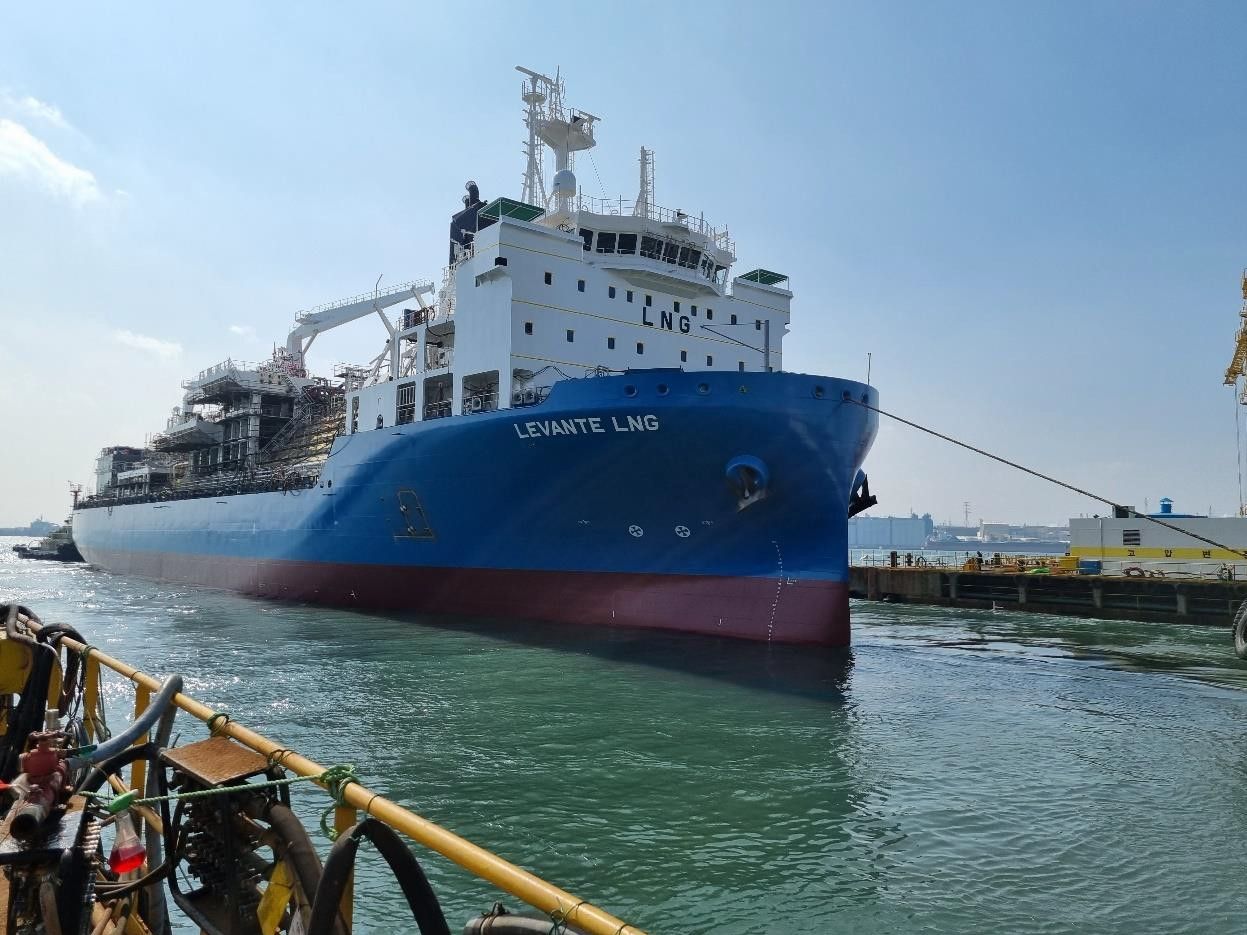 Peninsula Gibraltar LNG Bunker Barge Moves One Step Closer to Delivery
