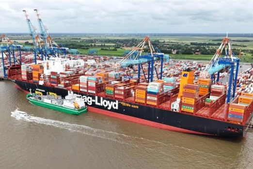 Shell to Supply Hapag-Lloyd with Bio-LNG Under Multi-Year Agreement