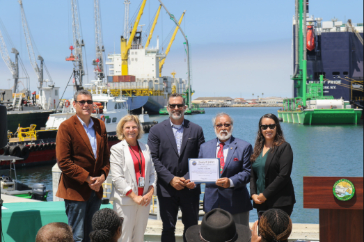 Port of Hueneme Unveils Second Emissions-Capturing Barge