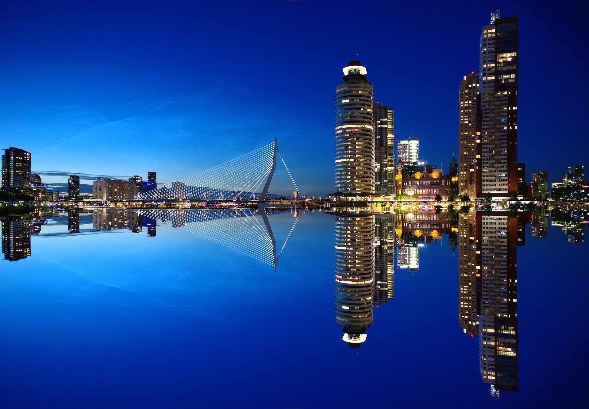 Rotterdam Bunker Sales Advanced in Third Quarter While LNG Declined