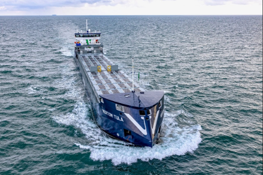 Wattlab Installs First Full-Scale Solar System on Seagoing Ship