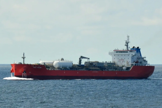 Baseblue Executes its First LNG Bunkering in the Caribbean