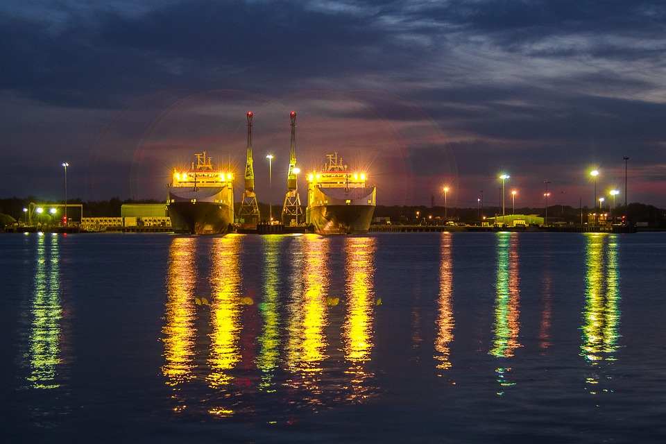 'Green Pricing' of Bunker Fuel on Table in UK ETS Proposals