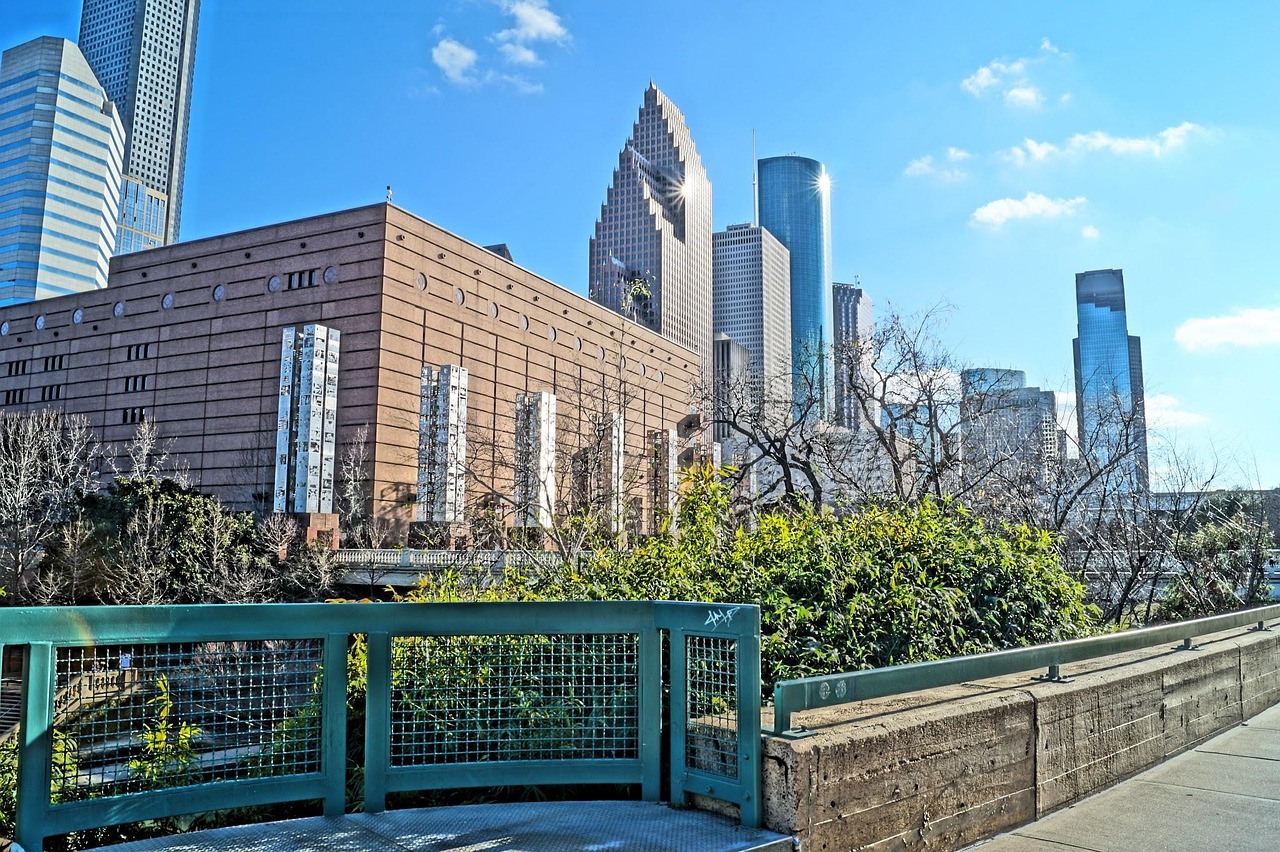 Plaza Marine Expands to Houston, Appoints Three New Executives