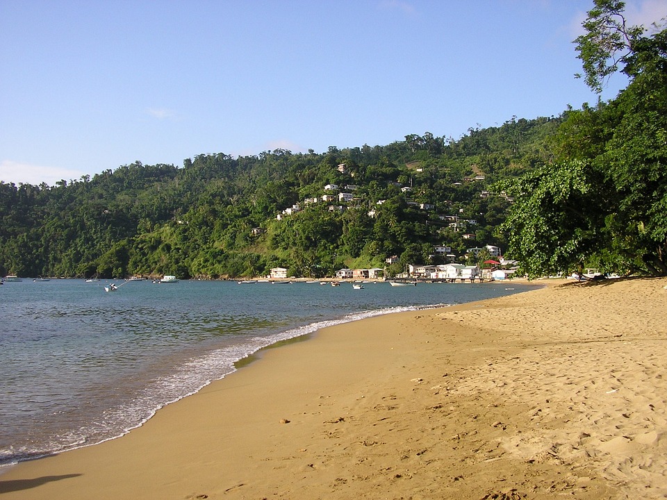 Trinidad &Tobago oil Spill Threat Recedes