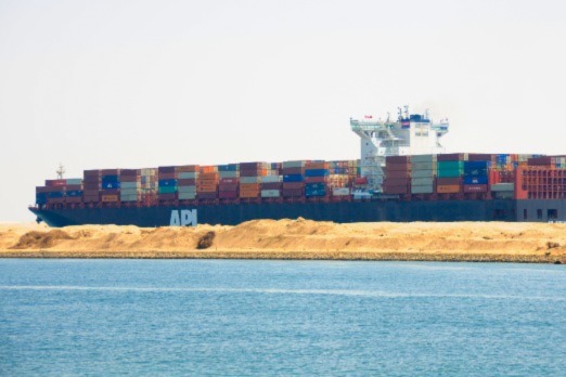 Suez Bunker Prices Fall Following Arrival of International Bunker Firms