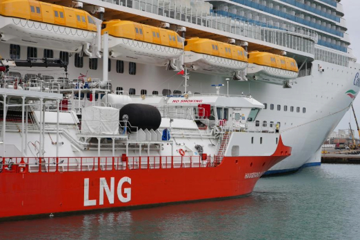 Port of Barcelona to Launch Tender for Methanol and LNG Bunkering Services