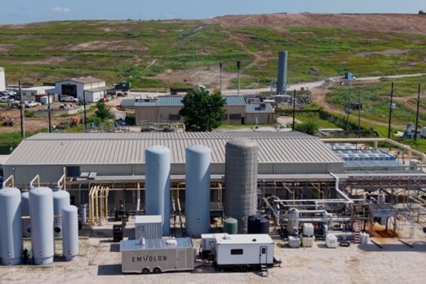 Emvolon Raises $22 Million to Launch First Commercial Biomethanol Plant
