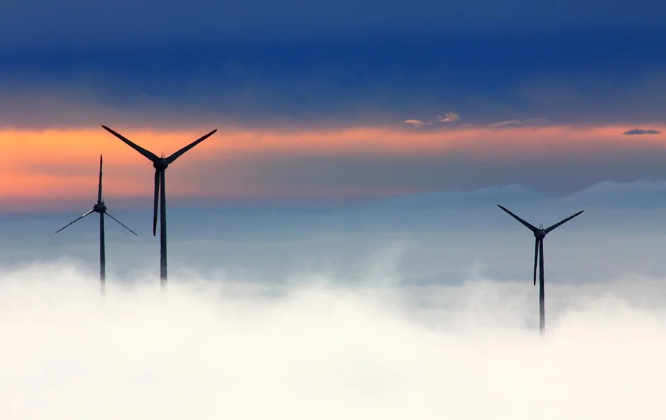 Executive Sounds Upbeat Note on Marine Electrification
