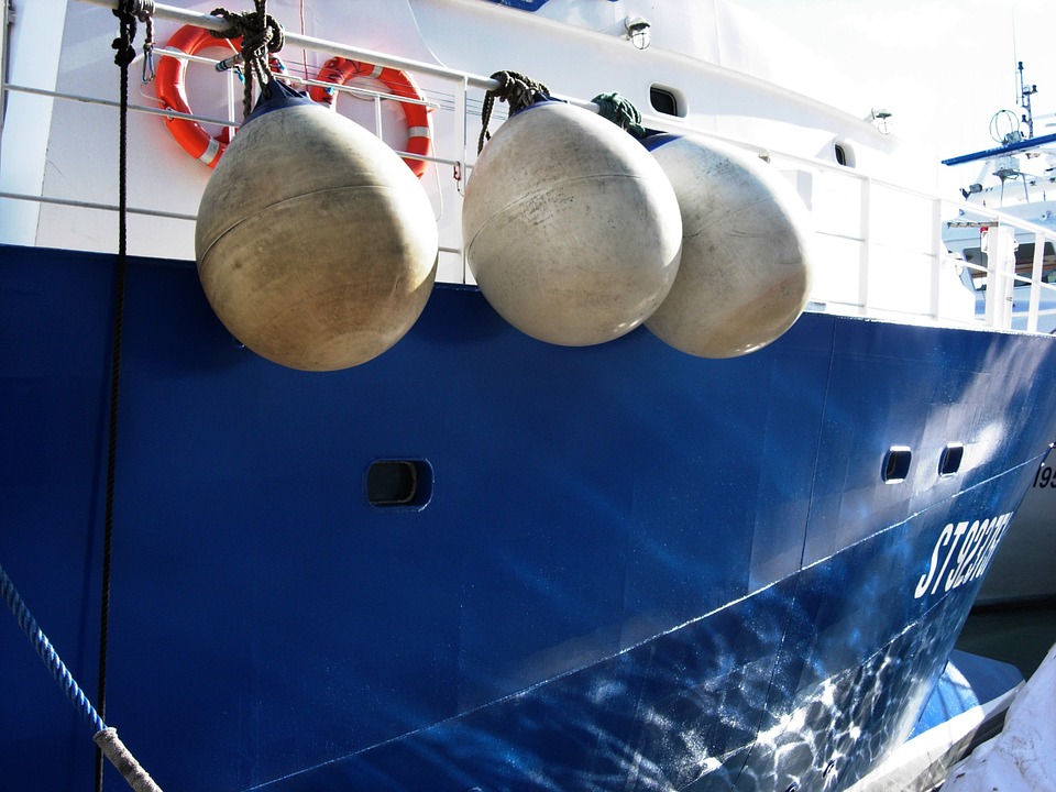 Hull Coatings Feature in Marine Microplastic Pollution