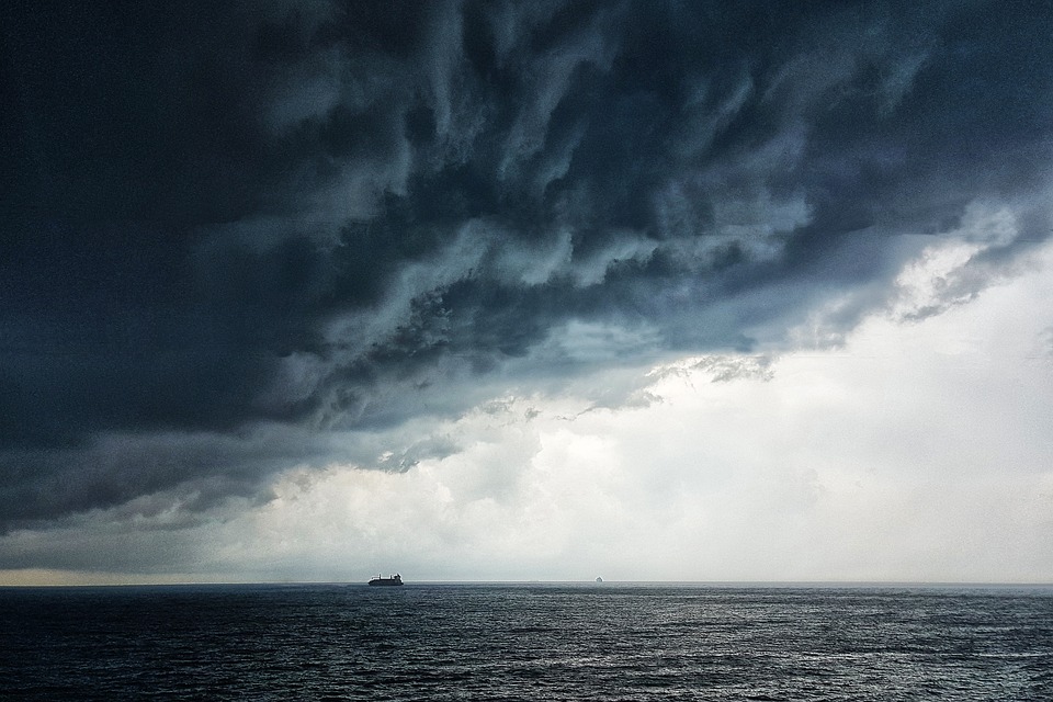 Fujairah: Storms Hamper Bunker Ops