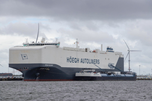 Shell Supplies Series of LNG Bunker Stems to Höegh Autoliners' Ships in Europe