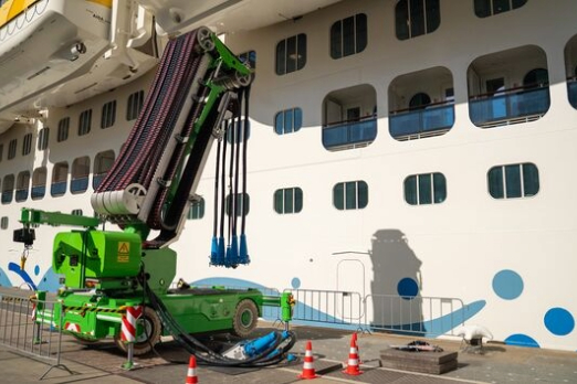 Cruise Ships Can Now Plug into Shore Power in Rotterdam