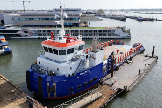 Holland Shipyards Delivers Hybrid Vessel to Dixstone