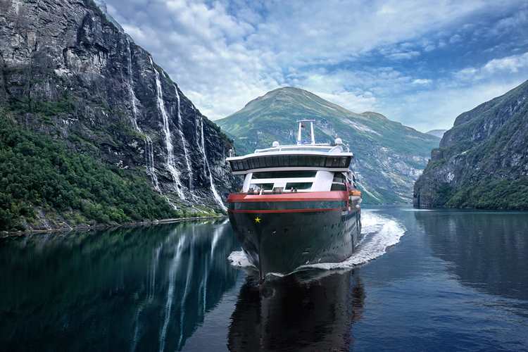 Technology Firm Partners With Environmental Group on Emissions-Free Shipping