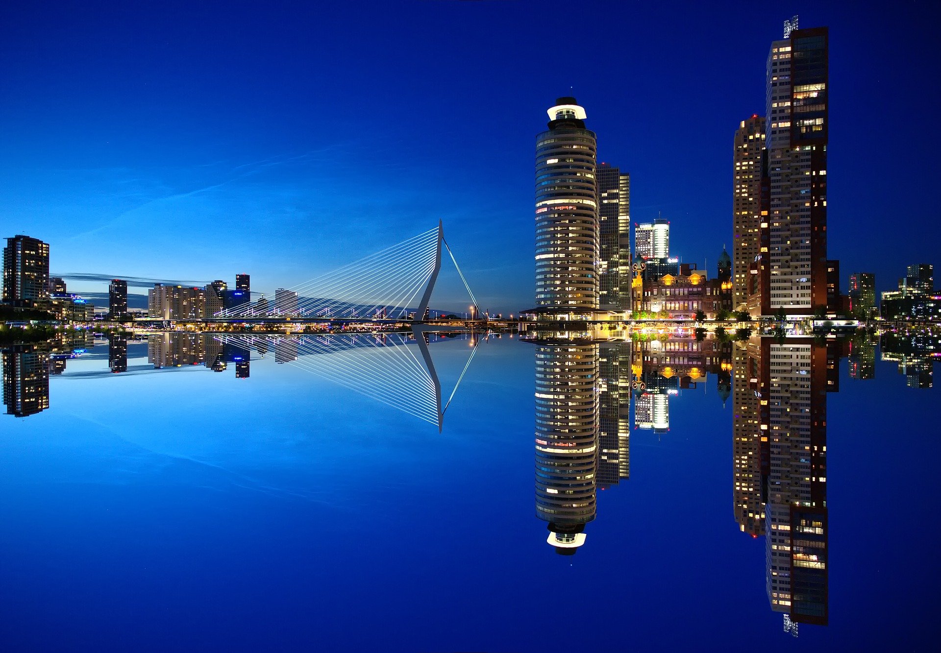 Rotterdam VLSFO Drops Below $500/MT