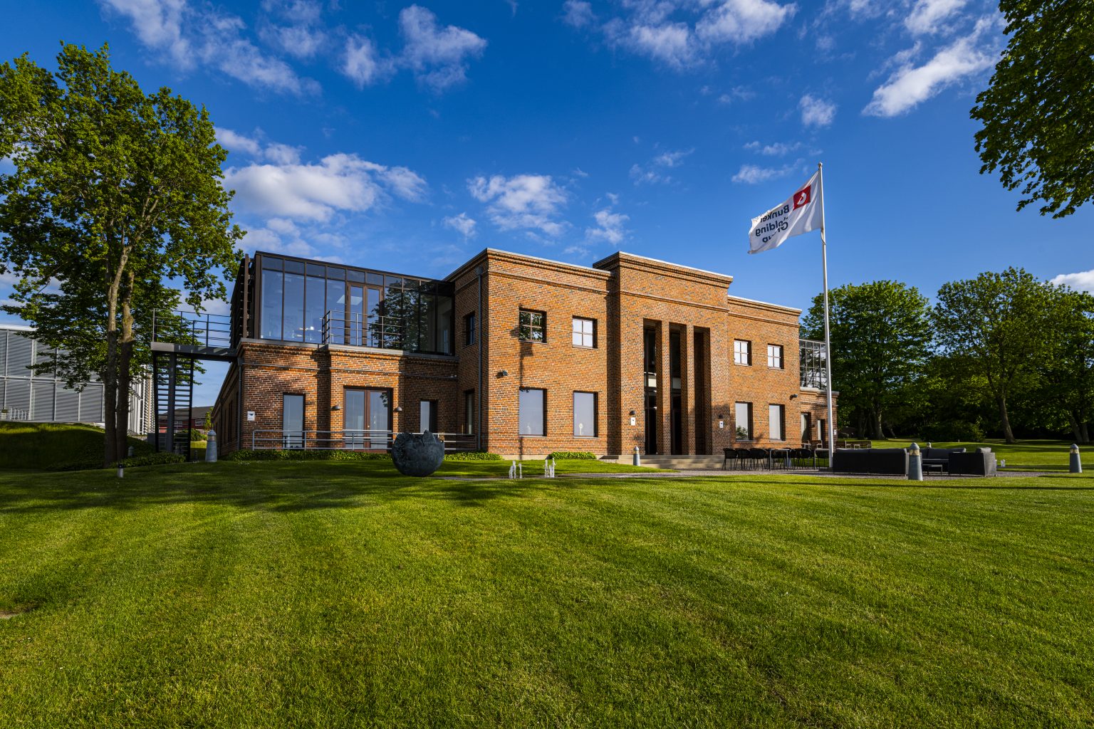 Bunker Holding Signs Green Methanol Supply Deal