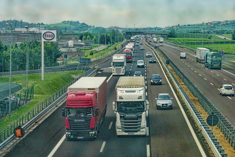 Prioristing E-fuels for Road Transport Could Prove Detrimental to Shipping's Decarbonising Efforts