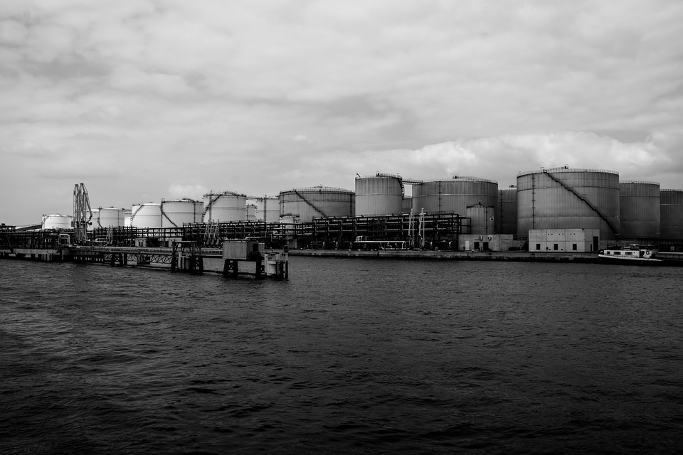 Fujairah: Fuel oil Stocks Firm