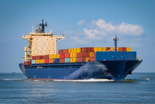 Container Charter Market Remains Firm as Hormuz Uncertainty Persists