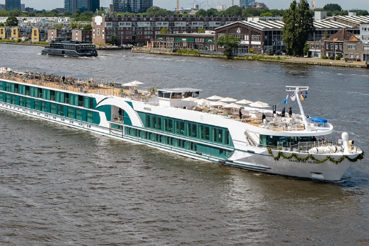 EST-Floattech Battery System Powers Hybrid Inland Vessel