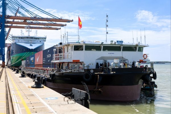 CMA CGM Launches Electric Barge in Vietnam for Nike