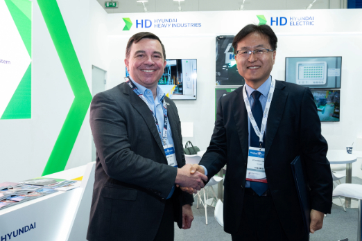 Battery-Hybrid Boxship Design Wins ABS Approval