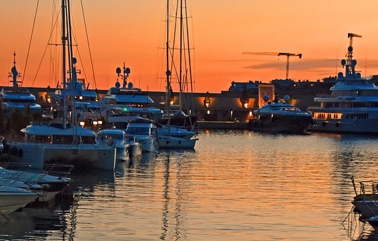 Ukrainian Seafarer Arrested in Mallorca After Sinking Russian Boss's Yacht