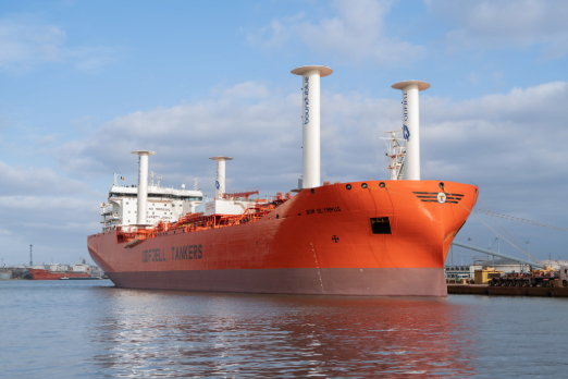 Bound4blue Installs Wind Sails on Odfjell Tanker in Just Two Days