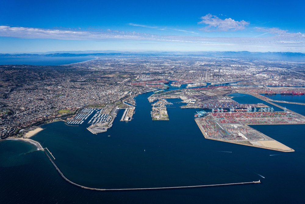 US Proposes Extending Suspension of Port Fees on Chinese-Linked Vessels