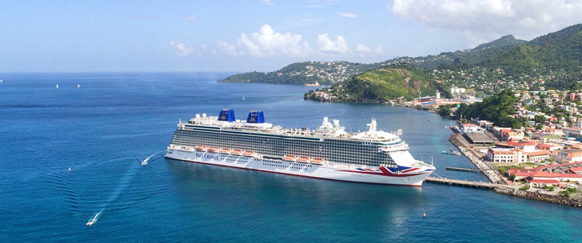Cruise Ship Collides With Tanker in Stormy Weather Off Mallorca
