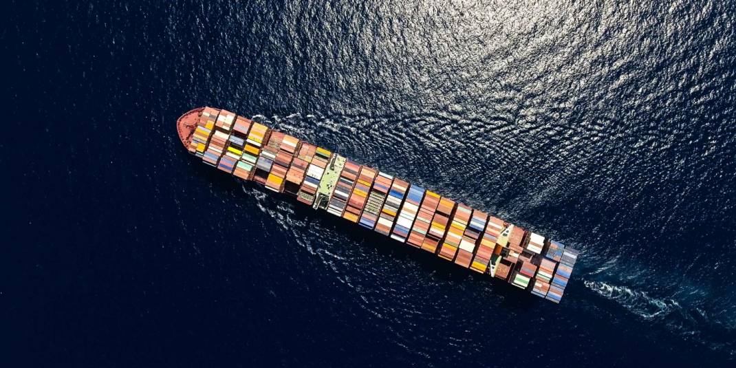 Hapag-Lloyd Adds War Risk Surcharge for Middle East Shipments