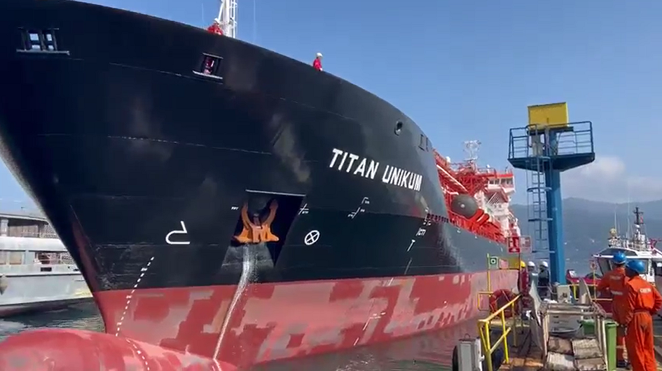 Titan Converts LNG Carriers to Bunker Delivery Vessels