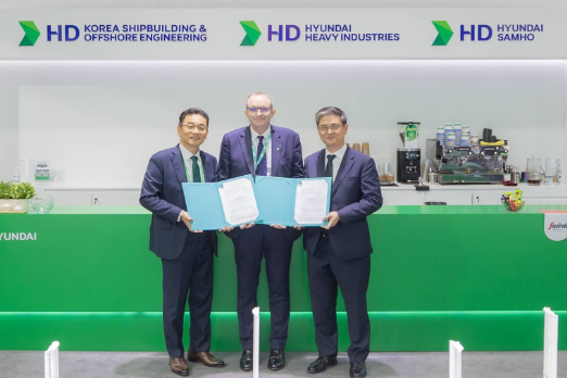 Lloyd's Register Grants AiP for Hybrid Electric LNG Carrier Design With HHI and KSOE