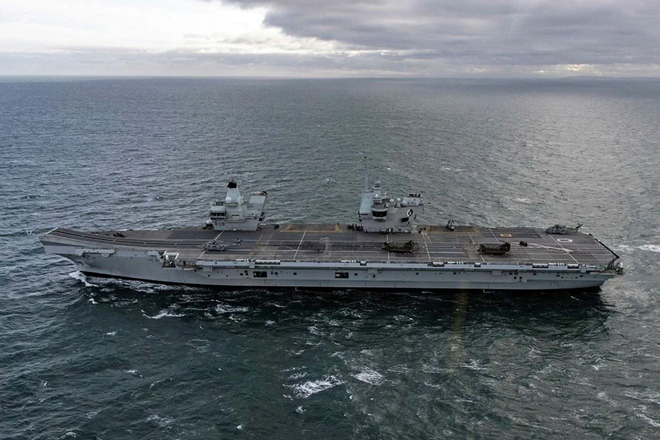 Royal Navy Cuts Aircraft Carrier's Bunker Consumption by Up to 5%