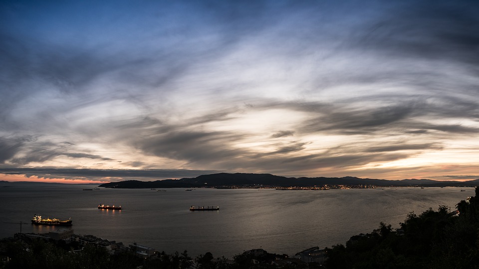 Enagas Wins EU Funding for Algeciras LNG Bunker Barge